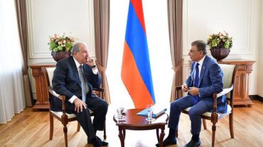 Արմեն Սարգսյանը հանդիպել է Արա Բաբլոյանի հետ