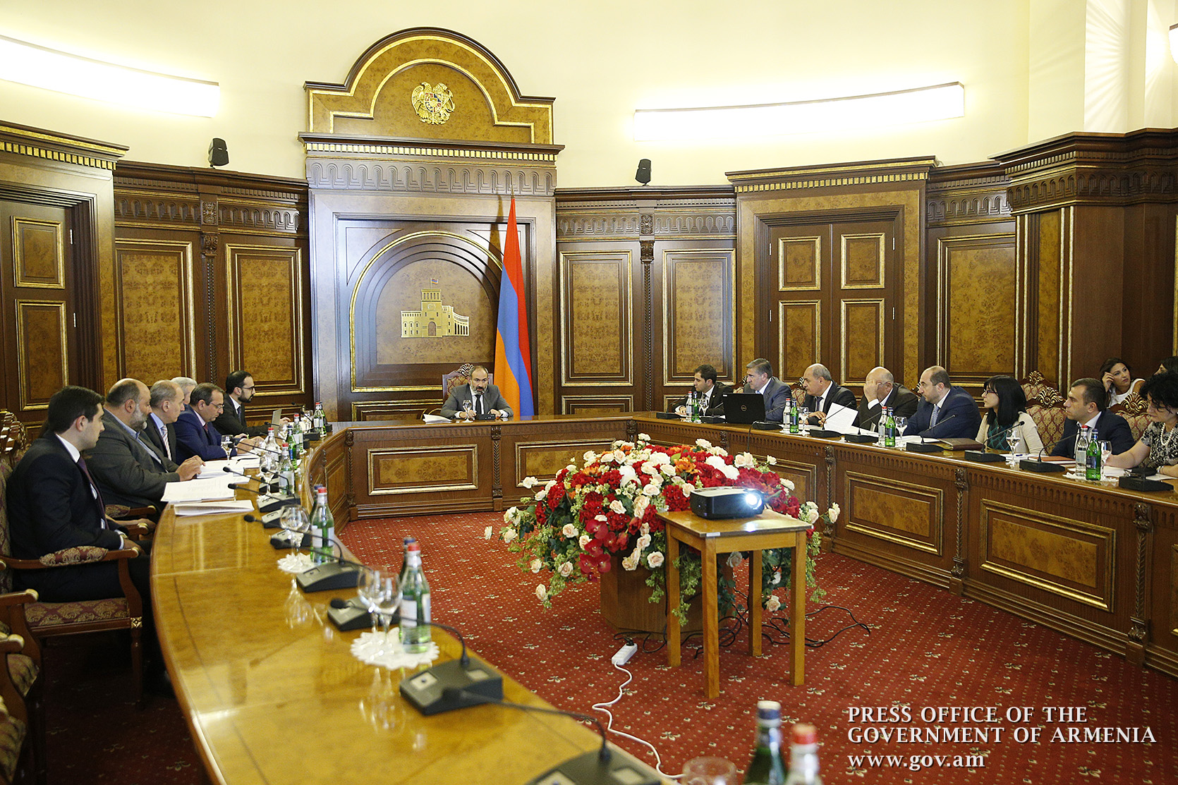 Կառավարությունում քննարկվել են գյուղացիական տնտեսությունների պետական աջակցությանը վերաբերող հարցեր