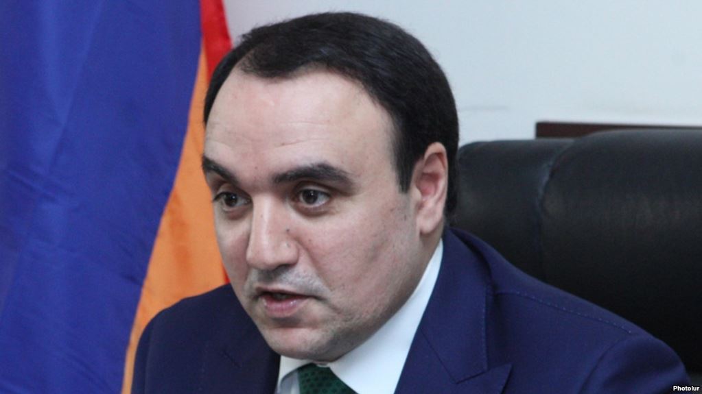 Արթուր Բաղդա­սարյանի որդին բանակում չի ծառայել. թեկնածուական թեզ պաշտպանելուց հետո նրան զորակոչից ազատել են. «Ժողովուրդ»