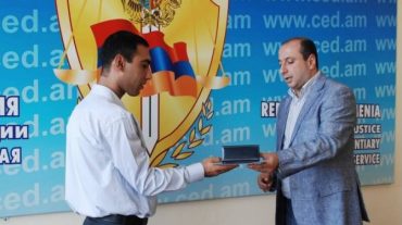 Քրեակատարողական ծառայության պետն արդարադատության լեյտենանտի կոչումներ է շնորհել