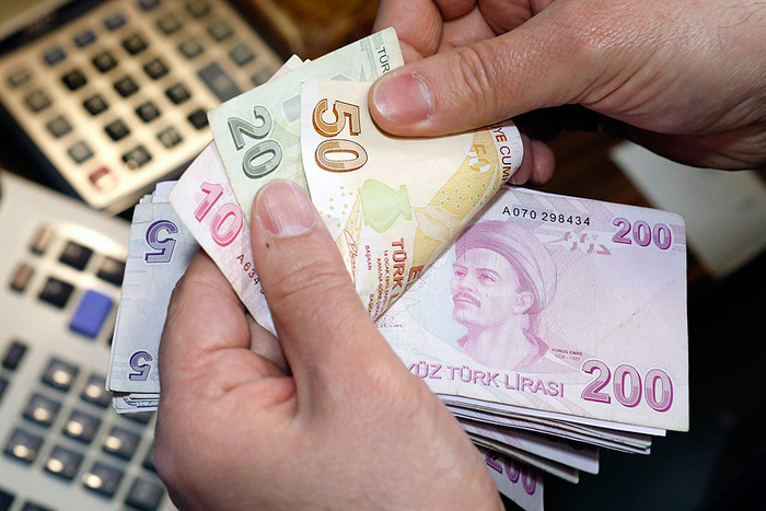 Թուրքական լիրան  արժեզրկման  հերթական ռեկորդային անկումն է գրանցել