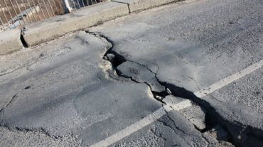 Ծովագյուղ-Վարդենիս ավտոճանապարհին ճաքեր են առաջացել