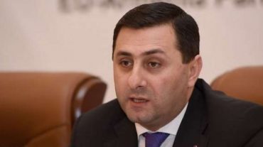 Ֆարմանյանը պատրաստվում է շրջանառության մեջ դնել 2 օրենսդրական նախաձեռնություն