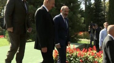 Այդ 1.5 րոպեի ընթացքում կարելի էր ավելի շատ բան պայմանավորվել, քան 1.5 ժամ տևող պաշտոնական հանդիպման ընթացքում. Korrespondent-ը՝ Փաշինյան-Ալիև կարճատև զրույցի մասին