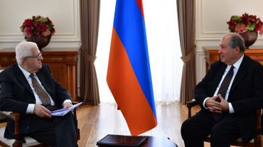Նախագահն ընդունել է Թեքեյան կենտրոնի և ՌԱԿ ներկայացուցիչներին