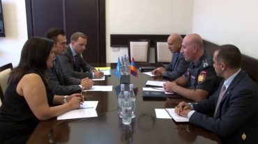 Ոստիկանության պետի առաջին տեղակալն ընդունել է Ինտերպոլի ներկայացուցիչներին