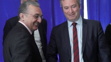 Զոհրաբ Մնացականյանը Նյու Յորքում հանդիպում է ունեցել Ֆրանսիայի արտաքին գործերի պետքարտուղար Ժան-Բատիստ Լըմուանի հետ