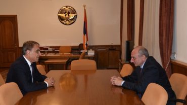 Արցախի նախագահն ընդունել է Արա Բաբլոյանին