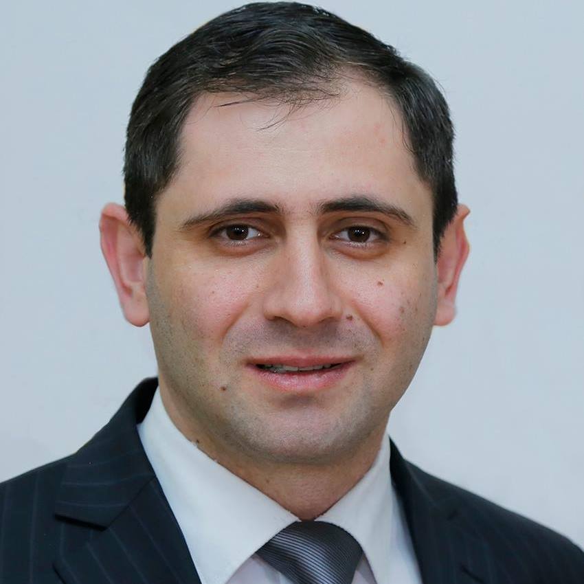 Դրսից տղա կանչող կոռուպցիոներներ ջան, արդարադատությունից չեք փրկվելու. Սուրեն Պապիկյան