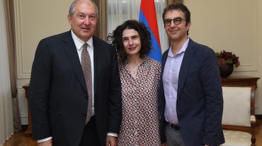 Նախագահը հյուրընկալել է Ատոմ Էգոյանին և Արսինե Խանջյանին