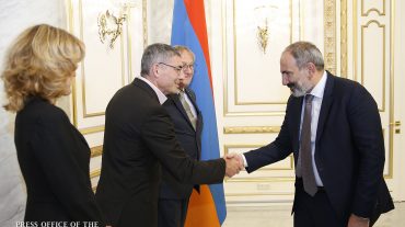 Վարչապետն ընդունել է Ֆրանսիայի Սենատի Ֆրանսիա-Հայաստան բարեկամության խմբի անդամներին