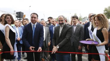 Վարչապետը ծանոթացել է Արարատի մարզի արտադրական ձեռնարկությունների գործունեությանը
