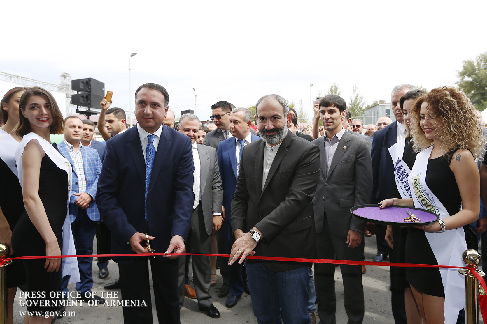 Վարչապետը ծանոթացել է Արարատի մարզի արտադրական ձեռնարկությունների գործունեությանը