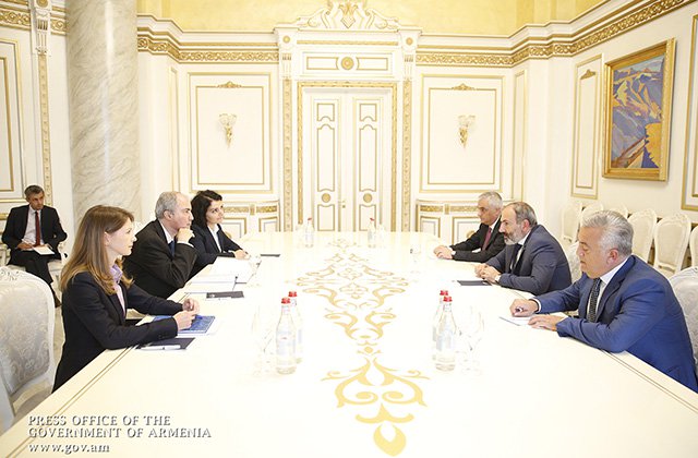 Վարչապետն ընդունել է ԱՄՀ հայաստանյան առաքելության ղեկավարին