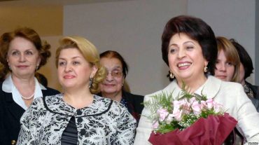 Նախկին ղեկավարների տիկնայք տարբեր սովորույթներ ունեին. «Հրապարակ»