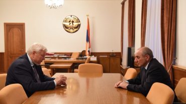 Բակո Սահակյանն ընդունել է ԵԱՀԿ գործող նախագահի անձնական ներկայացուցիչ Անջեյ Կասպշիկին