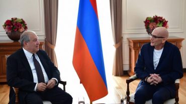 Արմեն Սարգսյանը հյուրընկալել է հայտնի շվեդ տնտեսագետ Կյել Նորդստրյոմին