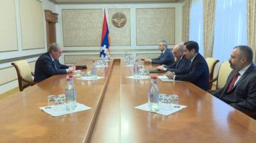 Բակո Սահակյանը հանդիպել է Ֆրանսիայի Սենատում «Ֆրանսիա-Հայաստան» բարեկամության խմբի նախագահի հետ