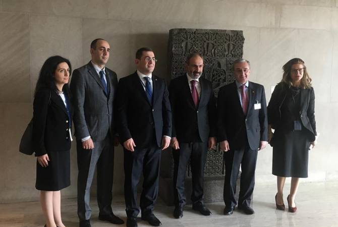 Նիկոլ Փաշինյանը եղել է ՄԱԿ-ի կենտրոնակայանում տեղադրված հայկական խաչքարի մոտ