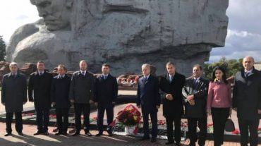Պաշտպանելով Բրեստը՝ հայ զինվորները ֆաշիզմից պաշտպանում էին նաև Երևանը. Շարմազանով