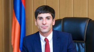 Վայր դրեք համայնքի ղեկավարի ձեր լիազորությունները, կրկի՜ն ընտրվեք, եթե  ժողովուրդը վստահում է ձեզ. Արարատի մարզպետը՝ համայնքապետերին