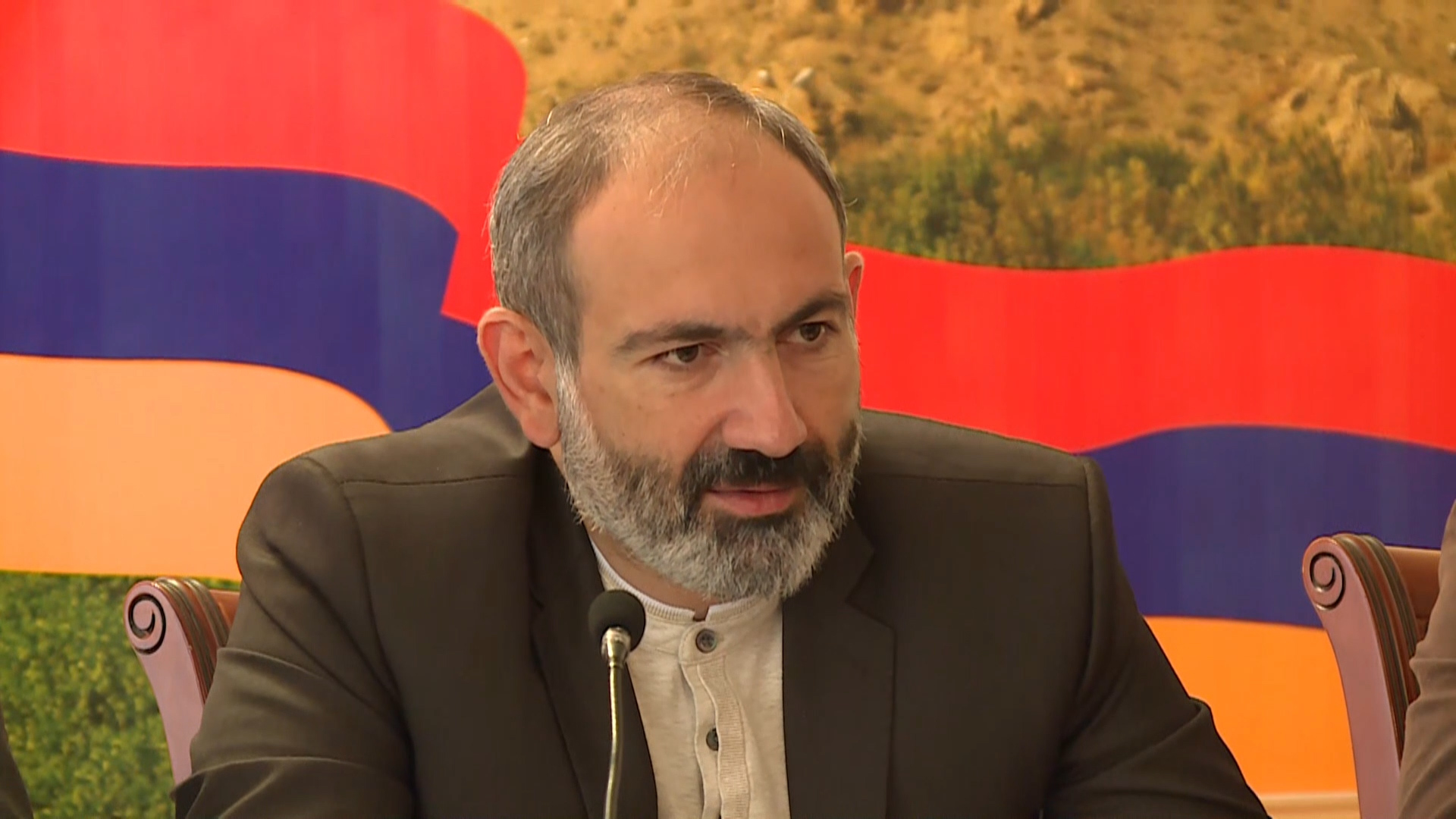 Հավաքվել ենք գյուղատնտեսական ամենախոշոր մարզում և ամենապրիմիտիվ տվյալները չգիտենք. ի՞նչը զայրացրեց վարչապետին Արարատի մարզում