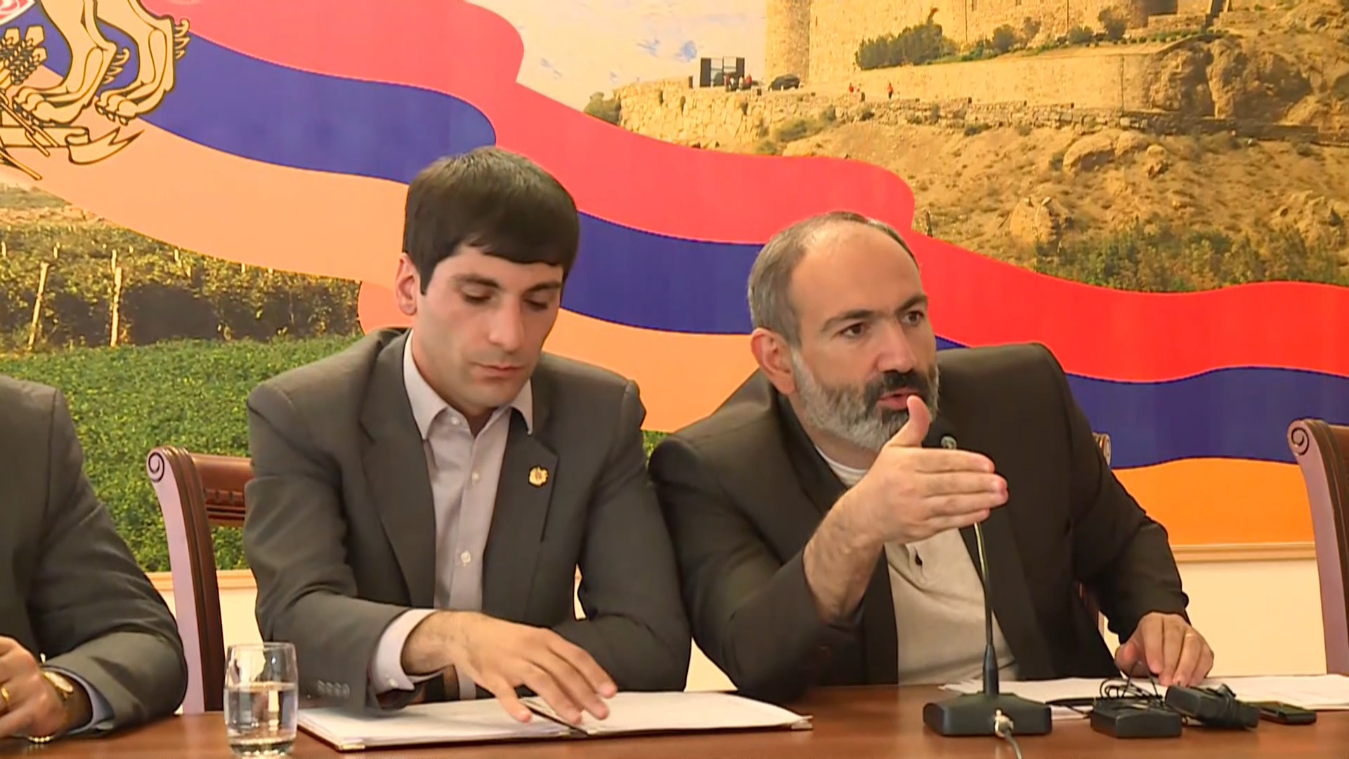 Ամեն ինչ արվում է, որ կարկուտը գա, դաշտերը ջարդի, վերջում ասեն՝ կառավարություն, փոխհատուցի. վարչապետ