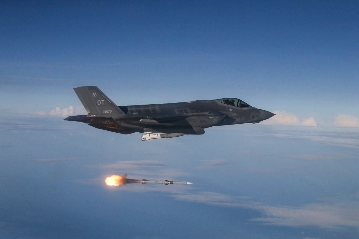ԱՄՆ-ն առաջին անգամ մարտում կիրառել է F-35 նորագույն կործանիչները