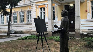 Բուլղարիայում բացվեց նկարիչ Բենիկ Պետրոսյանի հուշարձանը 