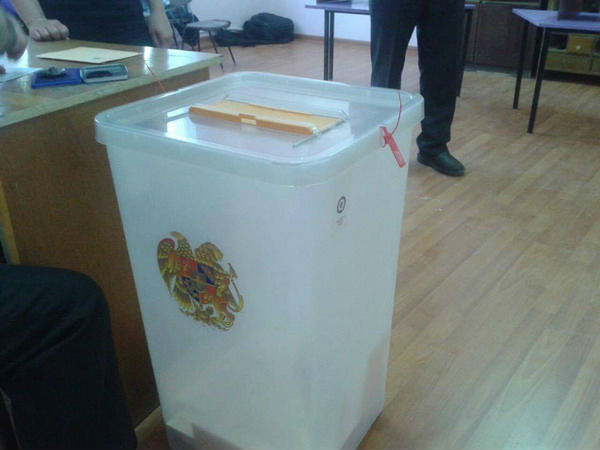 Երևանի ընտրություններում 9:30-ի դրությամբ գրանցվել է 97 խախտում, 3 միջադեպ