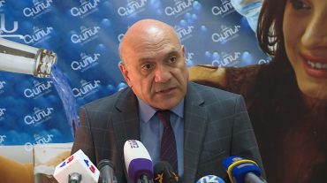 Խոսքին պետք է պատասխանել խոսքով, ոչ թե սանձարձակ պահվածքով. Աշոտ Մելիքյանը՝ լրագրողների նկատմամբ բռնությունների մասին