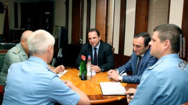 Պաշտպանության նախարարն ընդունել է ՀՀ-ում ՌԴ անվտանգության դաշնային ծառայության սահմանապահ վարչության պետին