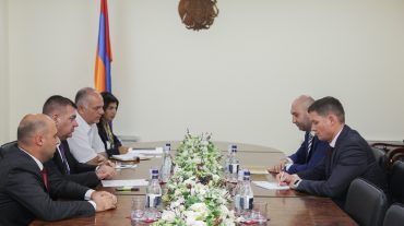 Աշոտ Հակոբյանն ընդունել է Եվրասիական զարգացման բանկի ներկայացուցիչներին