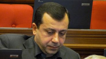 Հրանտ Դավթյանը մոտ երեք տասնյակի հասնող գրասենյակներ է բացել․ «Հրապարակ»
