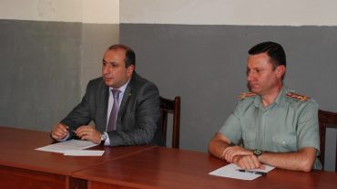 Արտյոմ Մխոյանը ներկայացրել է նորանշանակ պետին