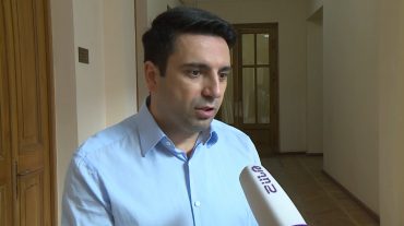 Վարչապետը տեղյակ է՝ ինչ իրավիճակ է երկրում, հանրությունն էլ ժամեր անց կտեղեկանա. Ալեն Սիմոնյան