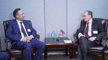 Զոհրաբ Մնացականյանը ղազախ գործընկերոջ հետ քննարկել է երկկողմ և բազմակողմ ձևաչափերով փոխգործակցությանն առնչվող հարցեր