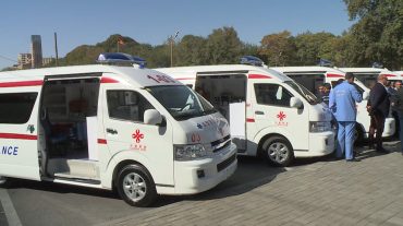 Հայաստանը շտապօգնության 200 մեքենա ստացավ Չինաստանից