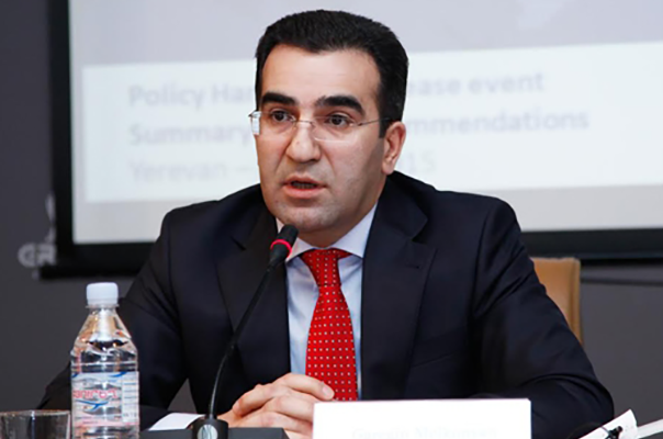 Նիդերլանդներում ՀՀ դեսպանի պաշտոնից հետ կանչված Գարեգին Մելքոնյանը՝ տնտեսական զարգացման նախարա՞ր. «Ժամանակ»