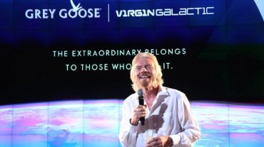Virgin Galactic-ի միլիարդատեր ղեկավարը պատրաստվում է տիեզերք թռչել