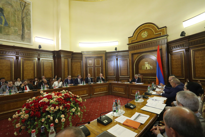 Փոխվարչապետ Մհեր Գրիգորյանի նախագահությամբ տեղի է ունեցել միջգերատեսչական հանձնաժողովի հերթական նիստը