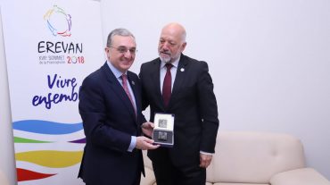 Զոհրաբ Մնացականյանը հանդիպել է Մակեդոնիայի ԱԳ պետքարտուղարի հետ