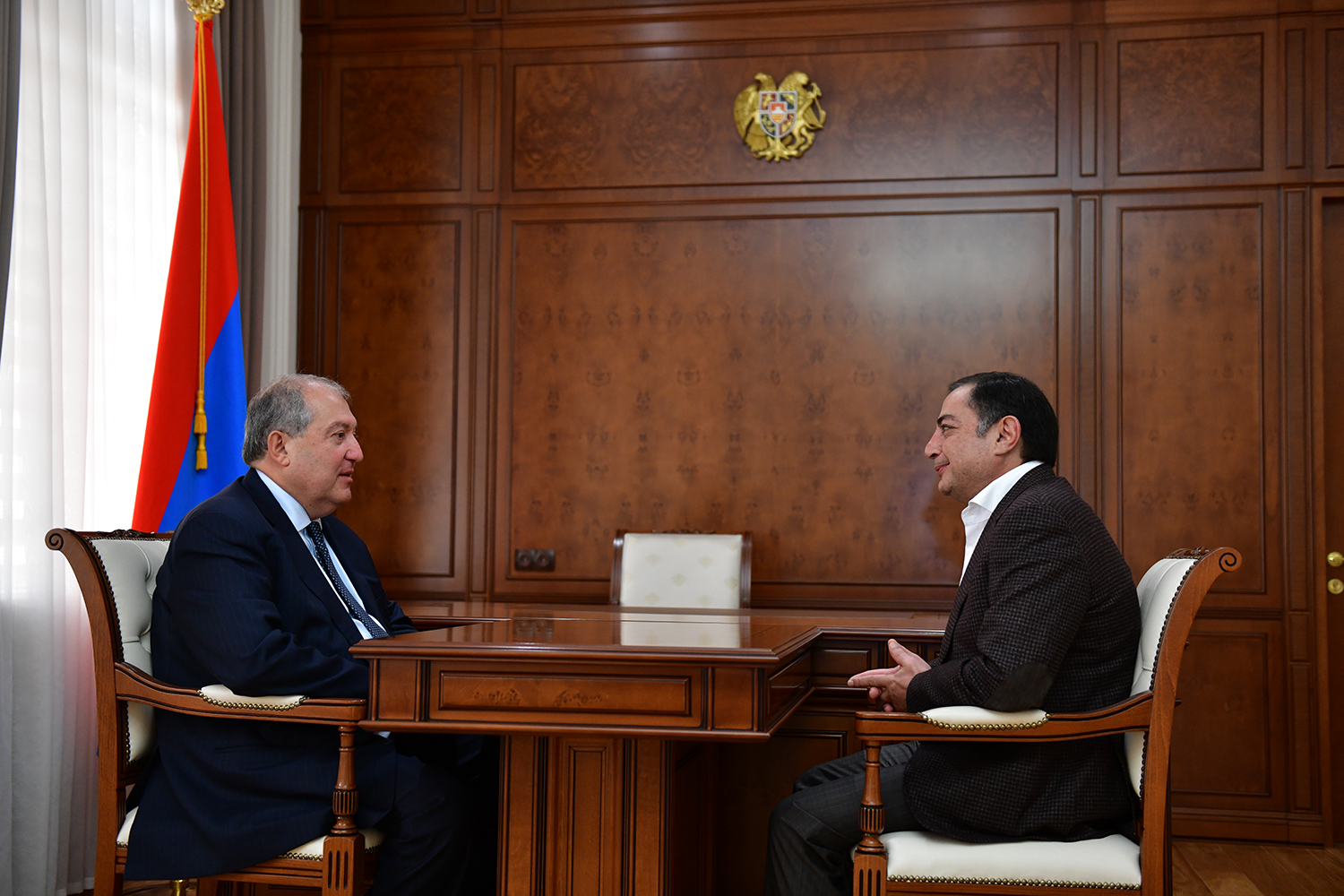 Նախագահը հանդիպել է ՀՀԿ խմբակցության ղեկավար Վահրամ Բաղդասարյանի հետ