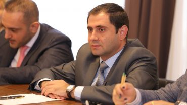 Սուրեն Պապիկյանն ընդունել է Պատրիկ Դևեջյանին