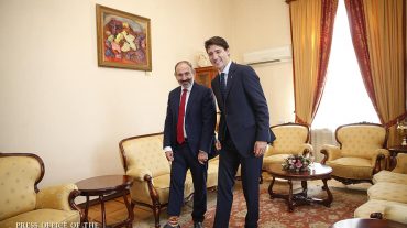 Հայաստանի և Կանադայի վարչապետները կատարել են խոստումը և հագել եռագույն գուլպաները
