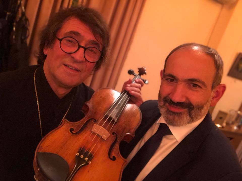 Աշխարհահռչակ Յուրի Բաշմետի և նրա հայտնի ջութակի հետ․ Նիկոլ Փաշինյան