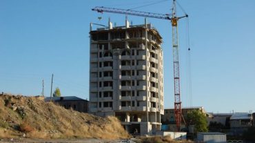 ՀՀ ԶՈՒ թոշակառու սպա սպասում է բնակարան ստանալուն