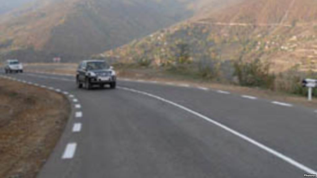ՀՀ տարածքում կան փակ և դժվարանցանելի ավտոճանապարհներ. տեղ-տեղ առկա է մերկասառույց