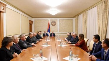 Բակո Սահակյանն ընդունել է Ֆրանսիայի Առնուվիլ քաղաքի պատվիրակությանը