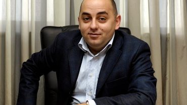 Նախկին ՀՀԿ-ական Արման Սահակյանը կողմ է ԱԺ լուծարմանը